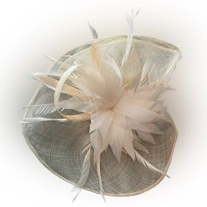 White/Cream Fascinator